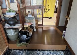 大牟田市　K様邸　玄関ホール床張り増し工事